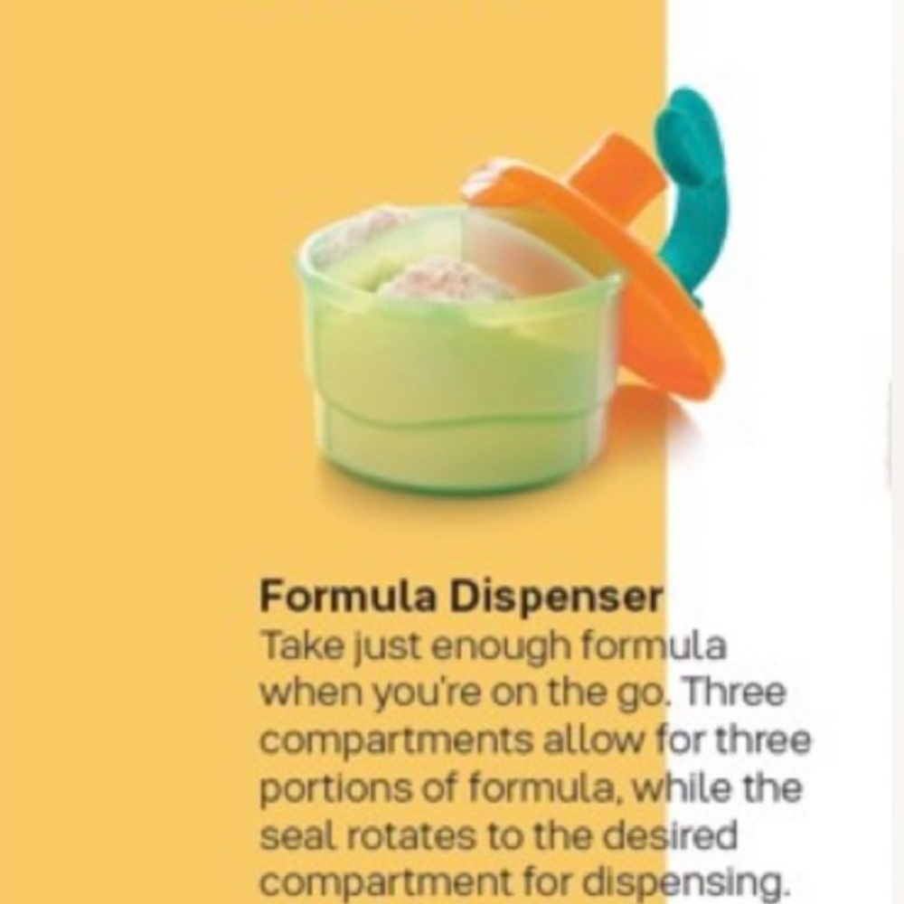 Tupperware Formula or Protein Powder Dispenser